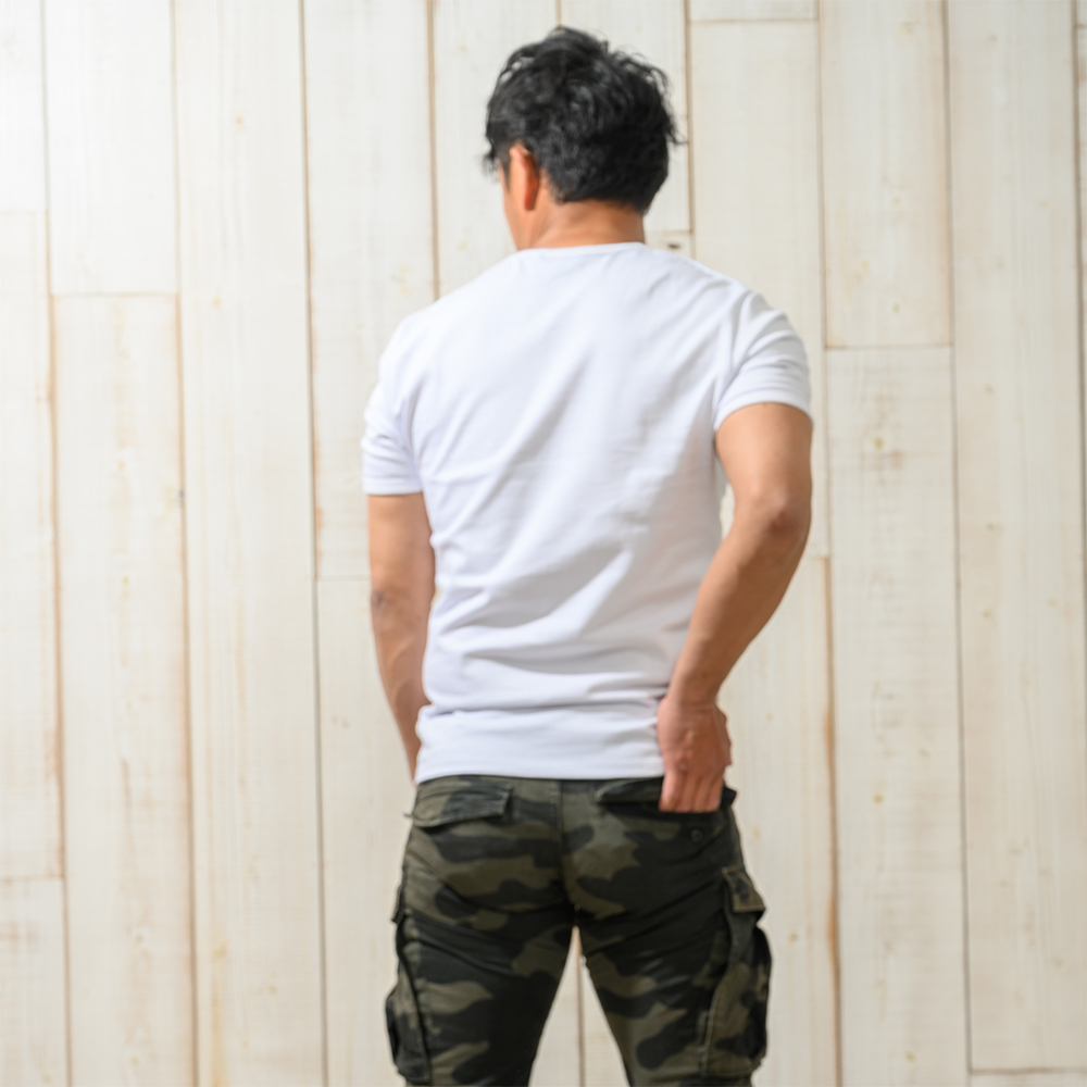 白Tシャツ　折り畳み