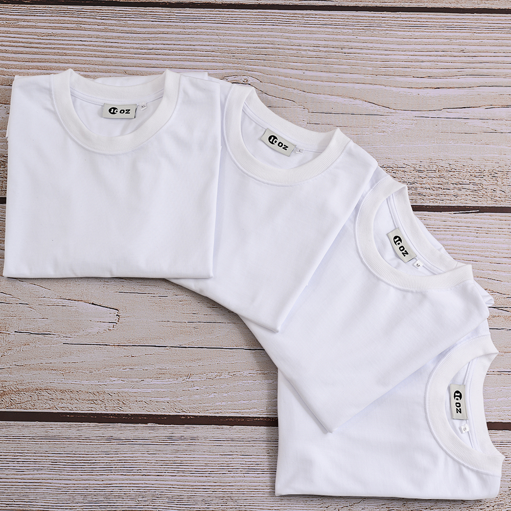 白Tシャツ　着用